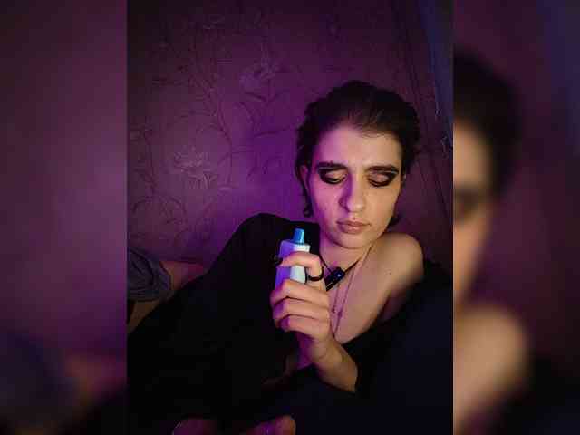 CyberSquirtSiren webcam