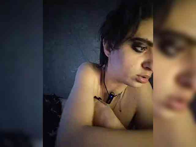 CyberSquirtSiren webcam