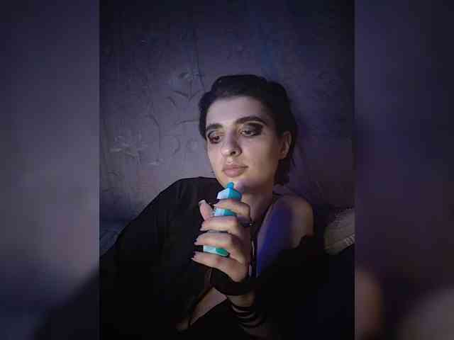 CyberSquirtSiren webcam