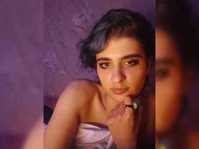 CyberSquirtSiren webcam
