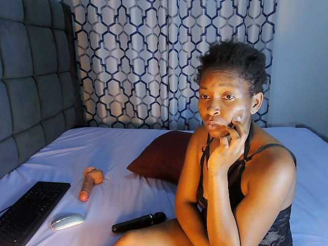 Partycakes live cam on BongaCams