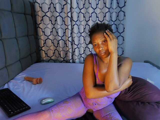 Partycakes live cam on BongaCams