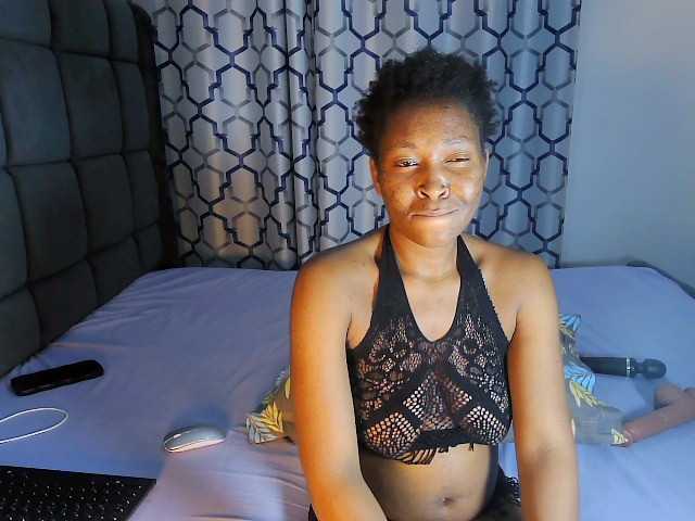 Partycakes live cam on BongaCams