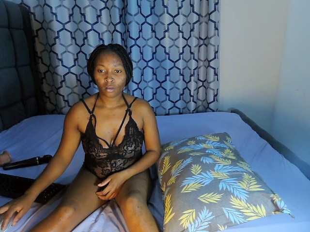 Partycakes live cam on BongaCams