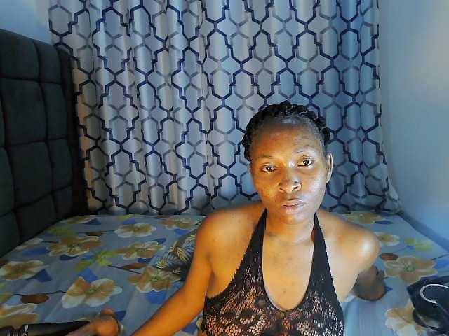 Partycakes live cam on BongaCams