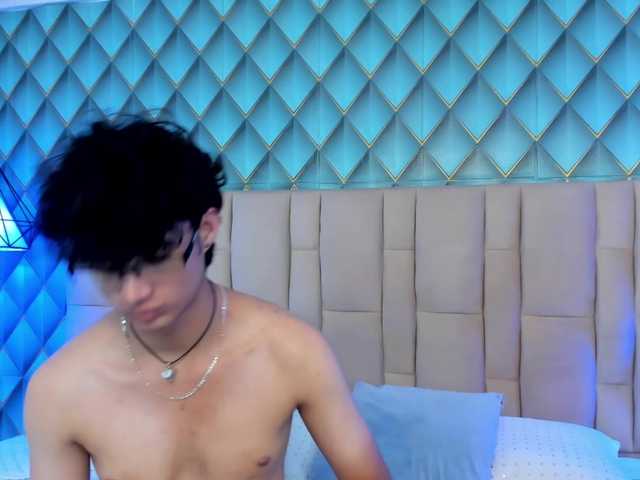 SofiaAndEthan live cam on BongaCams