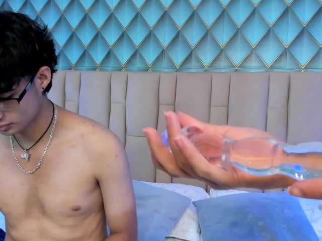 SofiaAndEthan live cam on BongaCams