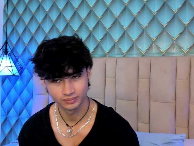 SofiaAndEthan live cam on BongaCams