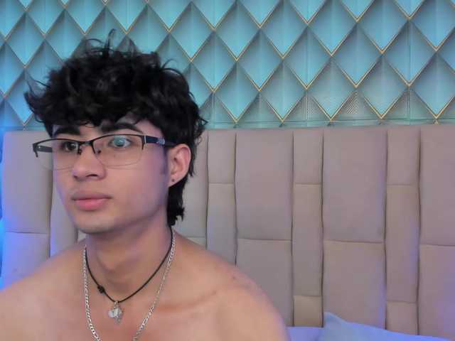 SofiaAndEthan live webcam show