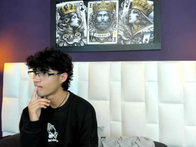 SofiaAndEthan live cam on BongaCams