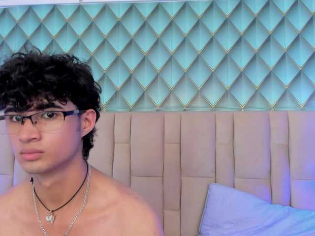 SofiaAndEthan live webcam show