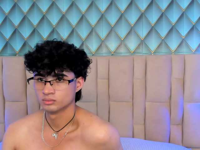 SofiaAndEthan live cam on BongaCams