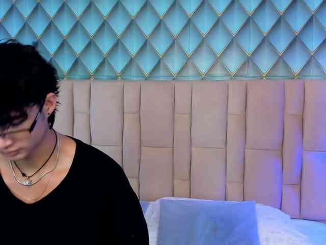SofiaAndEthan webcam