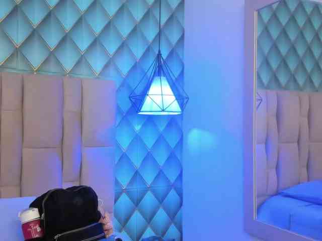 SofiaAndEthan webcam