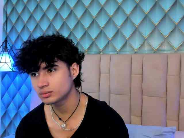 SofiaAndEthan Sex Cam Show