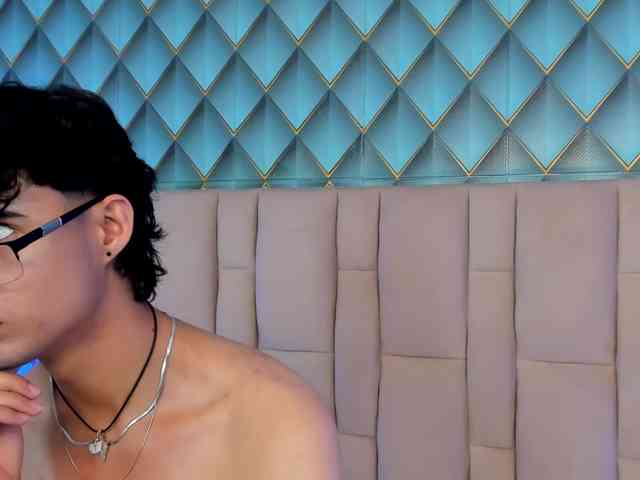 SofiaAndEthan webcam