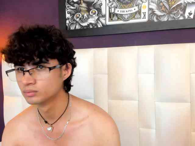 SofiaAndEthan webcam