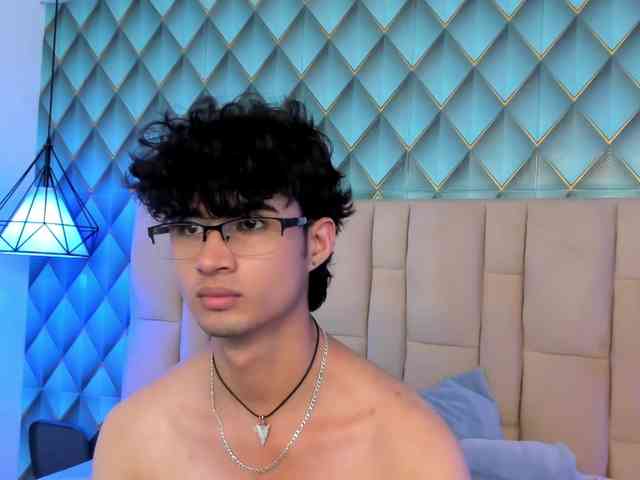 SofiaAndEthan Sex Cam Show