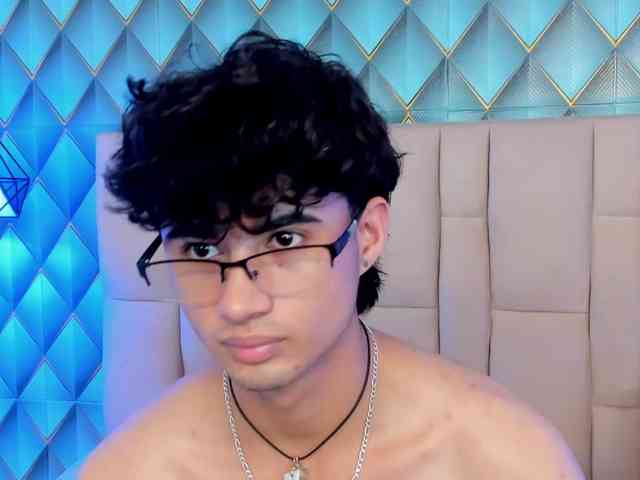 SofiaAndEthan webcam