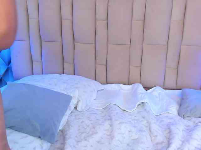 SofiaAndEthan webcam