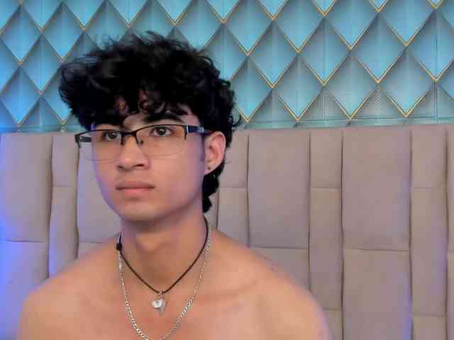 SofiaAndEthan webcam