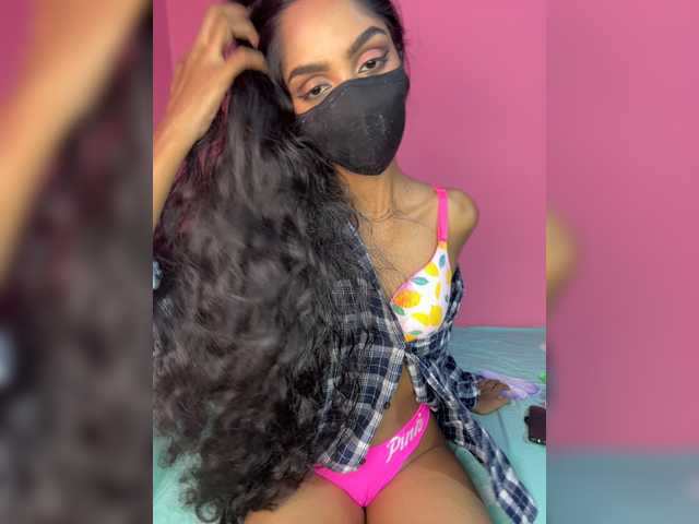 Zaraelin live webcam show