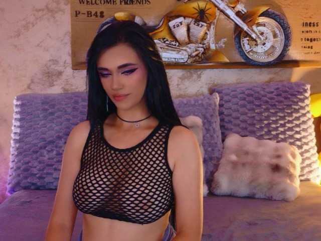 Amynaxxx live cam preview