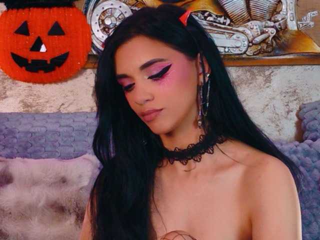 Amynaxxx