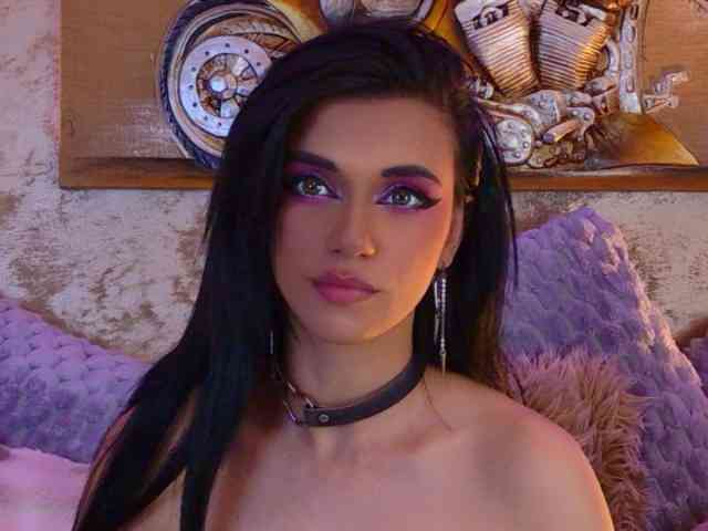 Amynaxxx