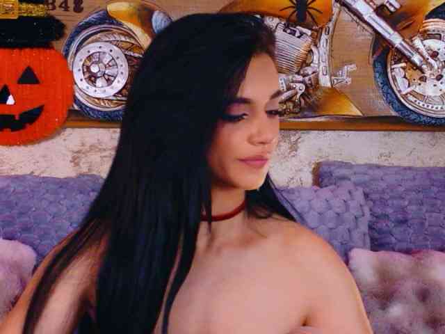 Amynaxxx