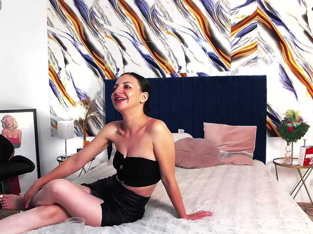 AmeliaSnow live cam on BongaCams