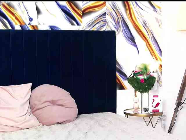AmeliaSnow webcam