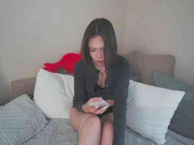 MissNelly webcam