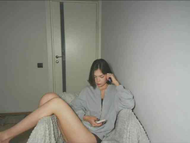 MissNelly webcam