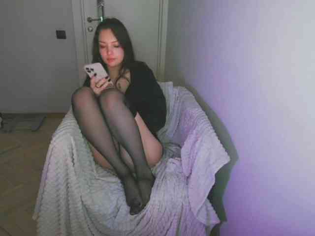 MissNelly webcam