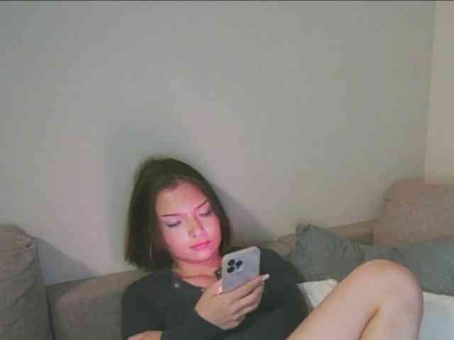 MissNelly webcam