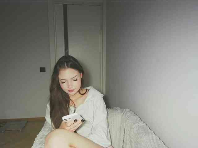 MissNelly webcam