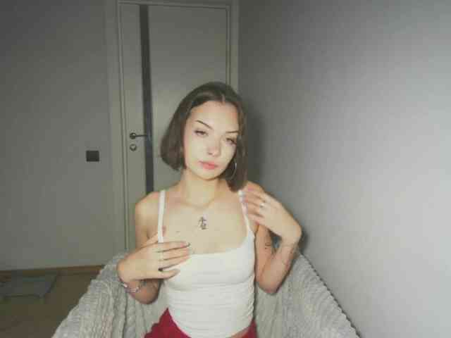 MissNelly webcam