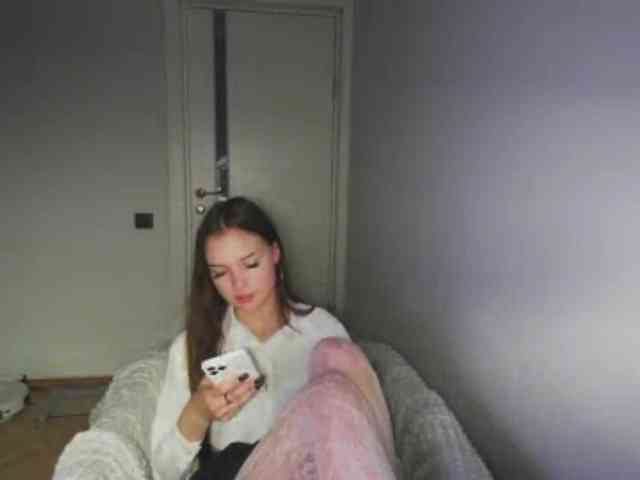 MissNelly webcam