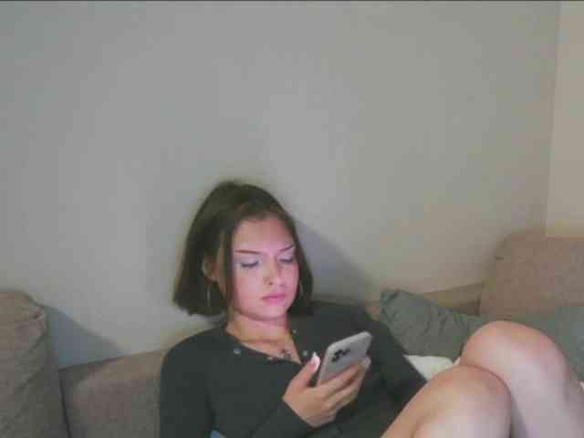 MissNelly webcam