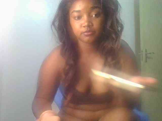 Pretty005 webcam