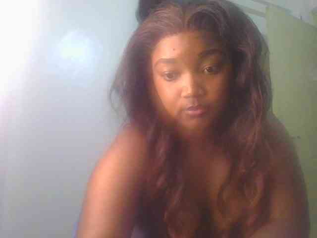Pretty005 webcam