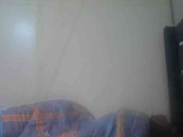 Pretty005 webcam