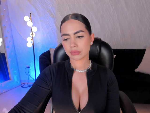 SabrinaMontclair live cam on BongaCams