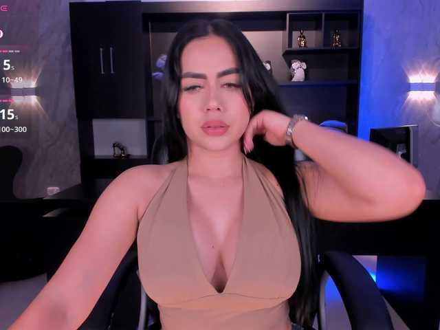SabrinaMontclair live cam on BongaCams