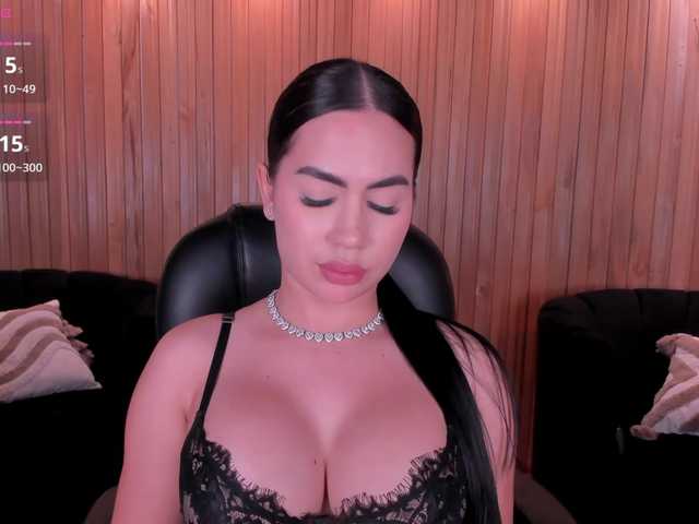 SabrinaMontclair live cam on BongaCams