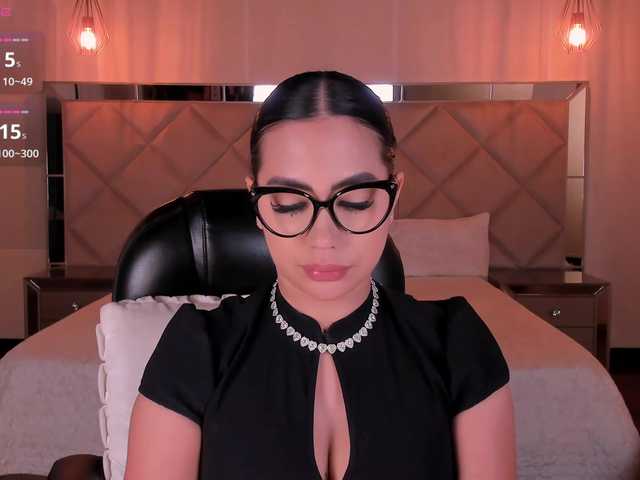 SabrinaMontclair live cam on BongaCams