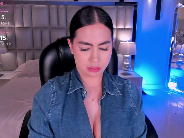 SabrinaMontclair live webcam show