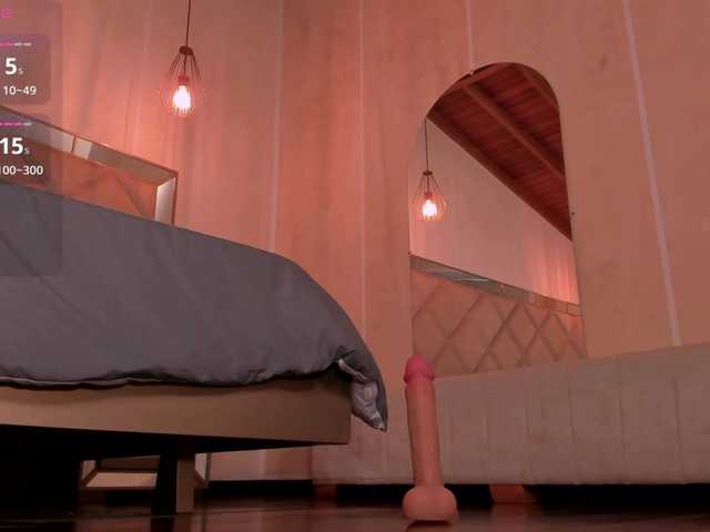 SabrinaMontclair live cam on BongaCams