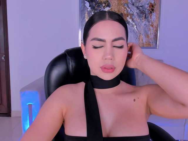 SabrinaMontclair live cam on BongaCams